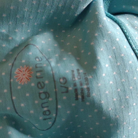 Hoody Pullover with thumb hole sleeves - Picture 6 of 6